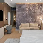 Monamel Luxury 4* スプリト