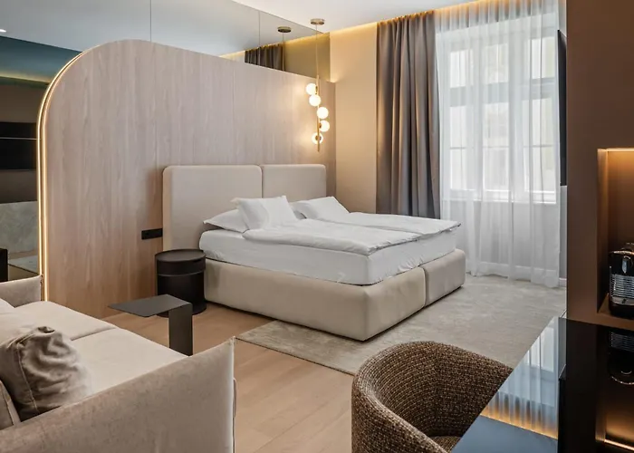 Monamel Luxury Couette-café Split